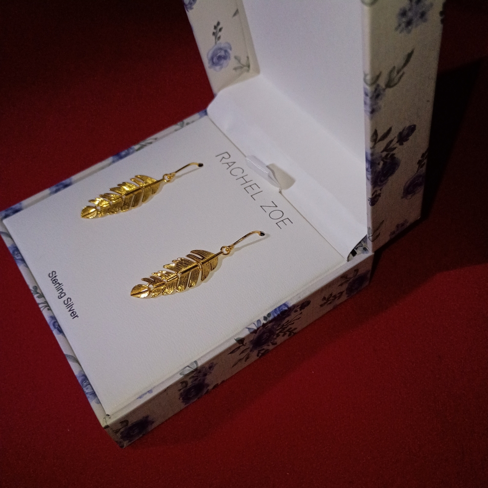 Authentic NIB - Picture 3 of 7